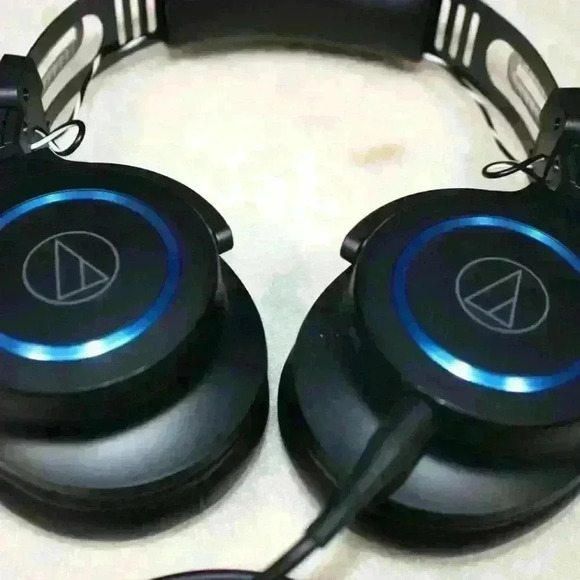 AUDIO-TECHNICA ATH-G1 Over-Ear Premium Gaming Headphones Microphone Wired - Picture 11 of 16